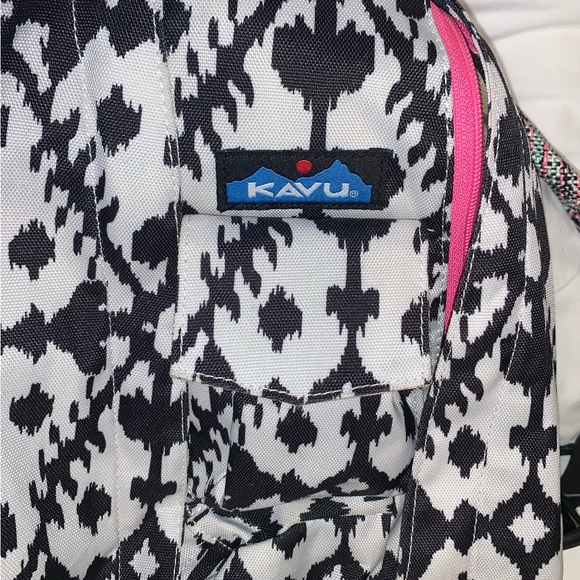 Kavu Handbags - KAVU BLACK/white hot pink trim Crossbody backpack sling bag women’s size OS